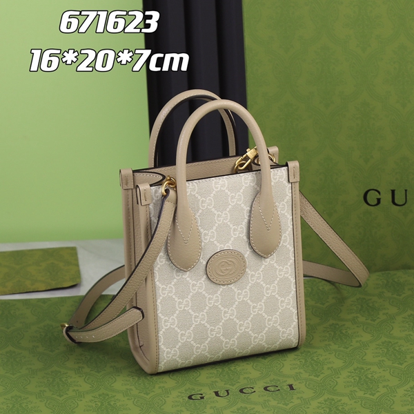 グッチバッグ正面デザイン